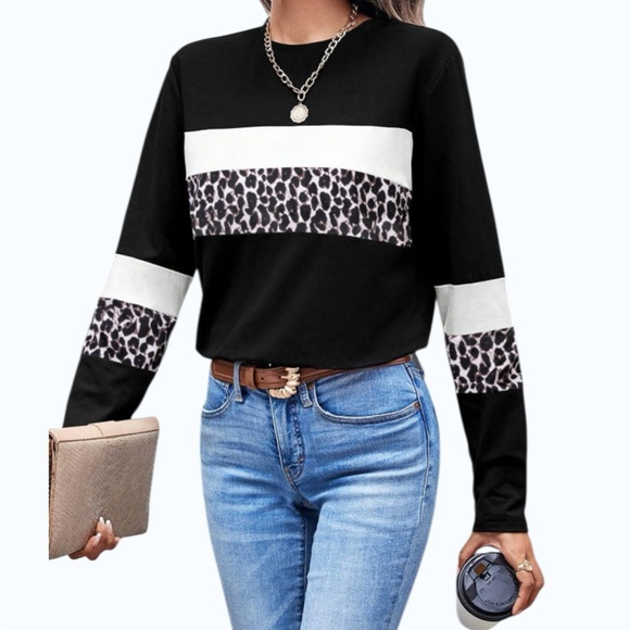 Tops - 5409. Black and White Leopard Print Women's Top